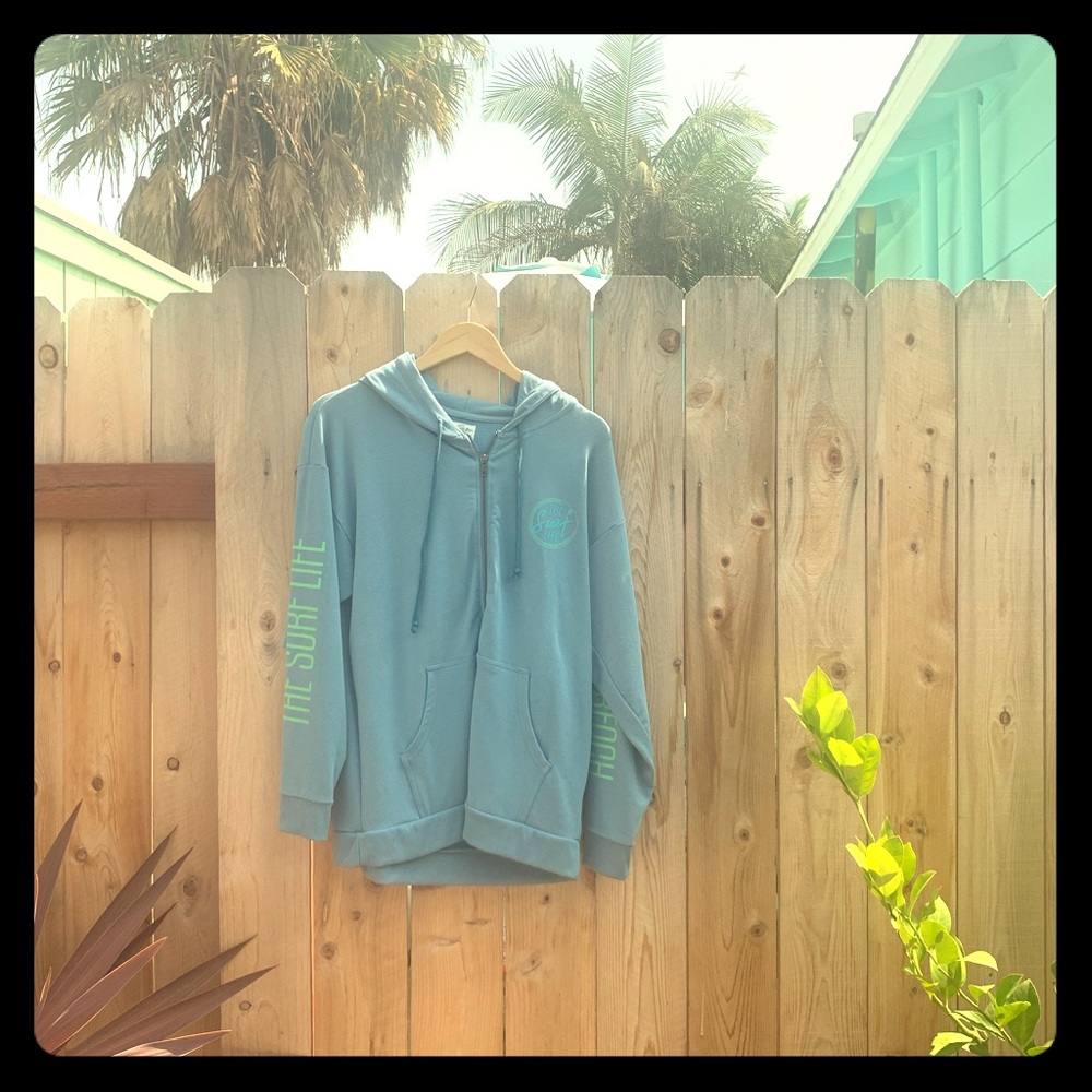 🛑NWOT The Surf Life Bamboo Hoodie